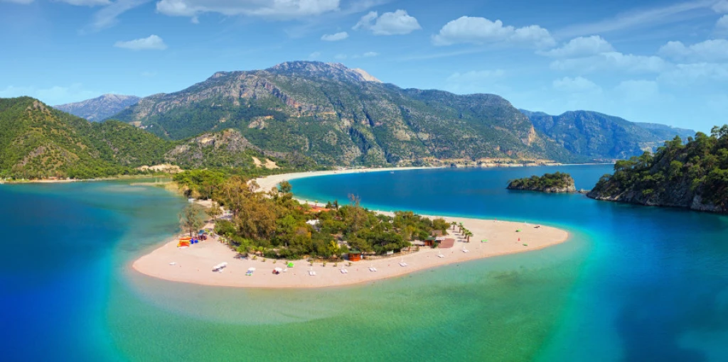 Sarigerme'den Fethiye Pazarı ve Ölüdeniz Turu