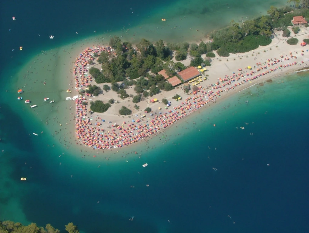 Sarigerme'den Fethiye Pazarı ve Ölüdeniz Turu