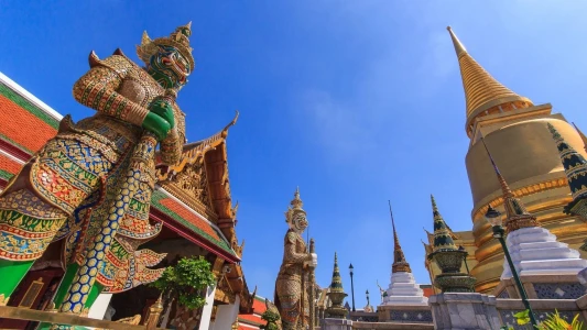 Comfort Phuket & Bangkok Turu / Qatar Hava Yolları ile / 6 Gece  Konaklamalı / Ekstra Turlar Dahil /...