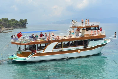Kusadasi Boat Trip – Swimming Bays & Lunch