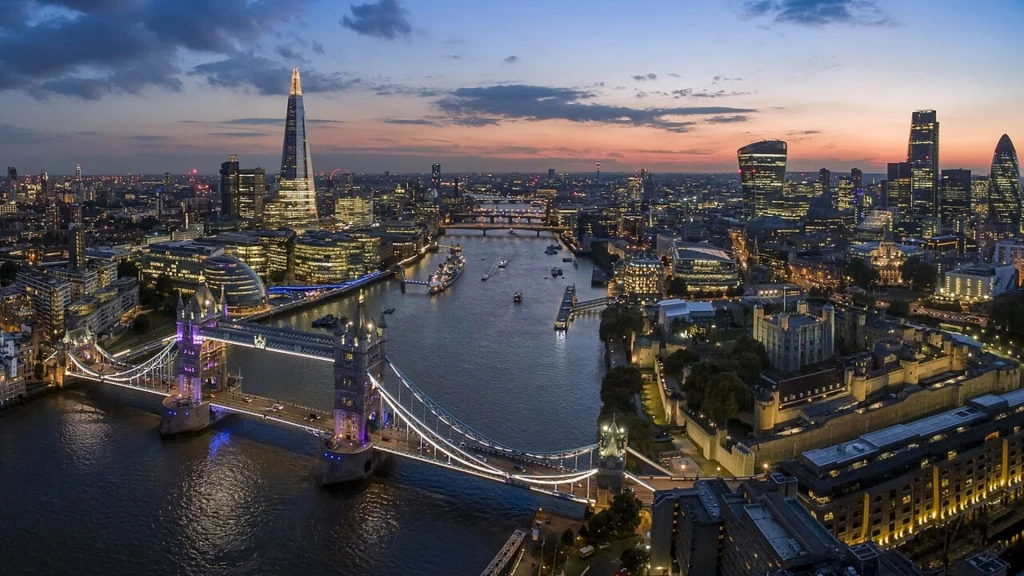 Silver Birleşik Krallığın Başkenti “Londra” Turu / AJet ile 3 Gece Konaklamalı / İstanbul Çıkışlı