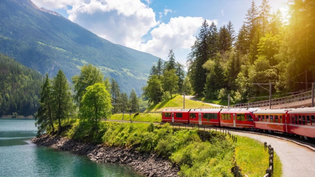 Bernina Express ile Alplerin Dört Ülkesi Turu / Kurban Bayramı Özel / 7 Gece  Konaklamalı / Ekstra Turlar Dahil / İstanbul Çıkışlı