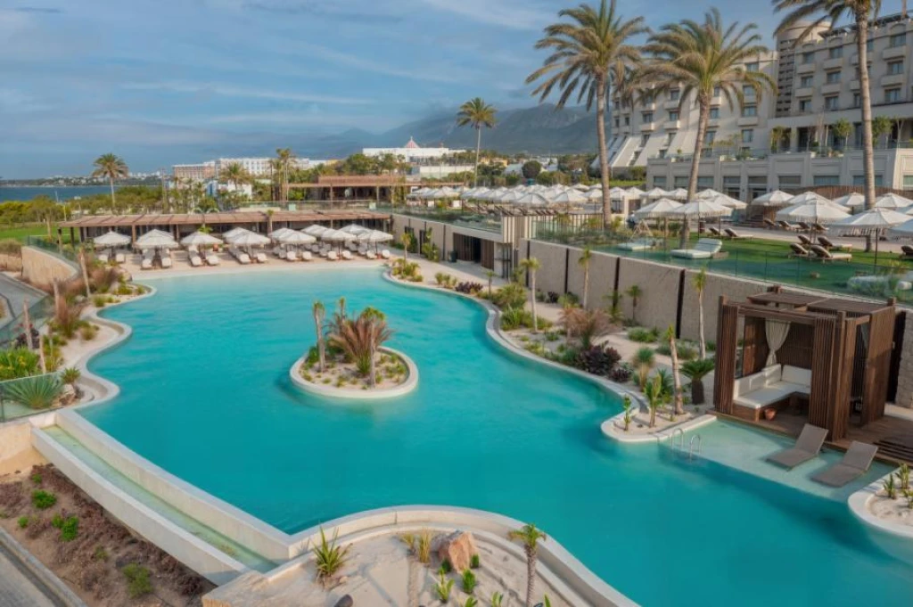 Elexus Hotel Resort & Spa