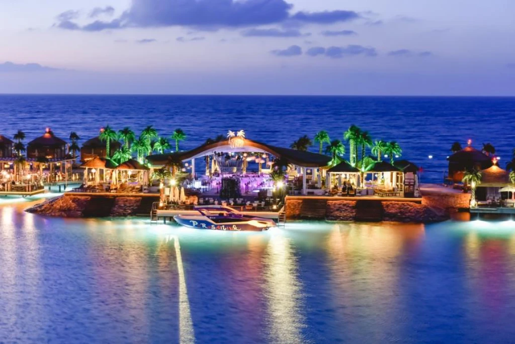 Cratos Premium Hotel & Port & Spa