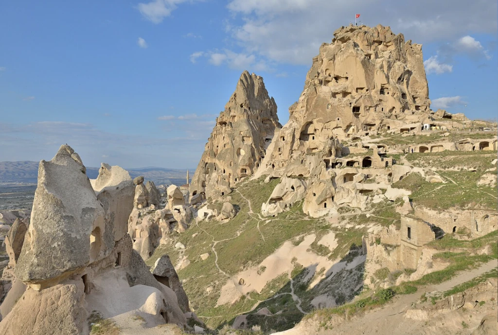 Kapadokya'da Nerede Kalınır? Ürgüp mu Göreme mi?