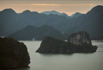 Vietnam Gezi Rehberi: Ha Long Bay'den Hanoi'ye