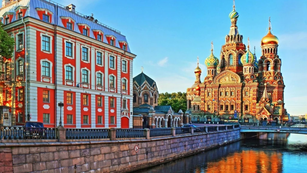 Lapland Kuzey Işıkları Murmansk & St. Petersburg & Moskova Turu / Ajet ile 5 Gece  Konaklamalı (Vize Dahil) / İstanbul  Çıkışlı
