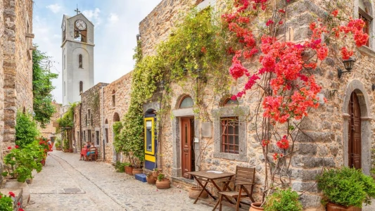 Çeşme Hareketli Ekspres Sakız Adası Turu / 1 Gece  Konaklamalı (Feribot Dahil / Her Gün Hareketli) /...