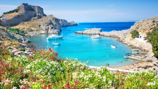 Çeşme Hareketli Selectum Blu Cruises ile Yunan Adaları Turu / 3 Gece & 4 Gün Konaklamalı / Çeşme Çık...