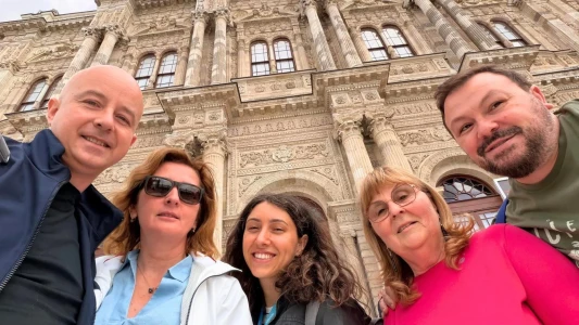 Istanbul Layover Tour: Bosphorus Cruise & Dolmabahce Palace from Airport