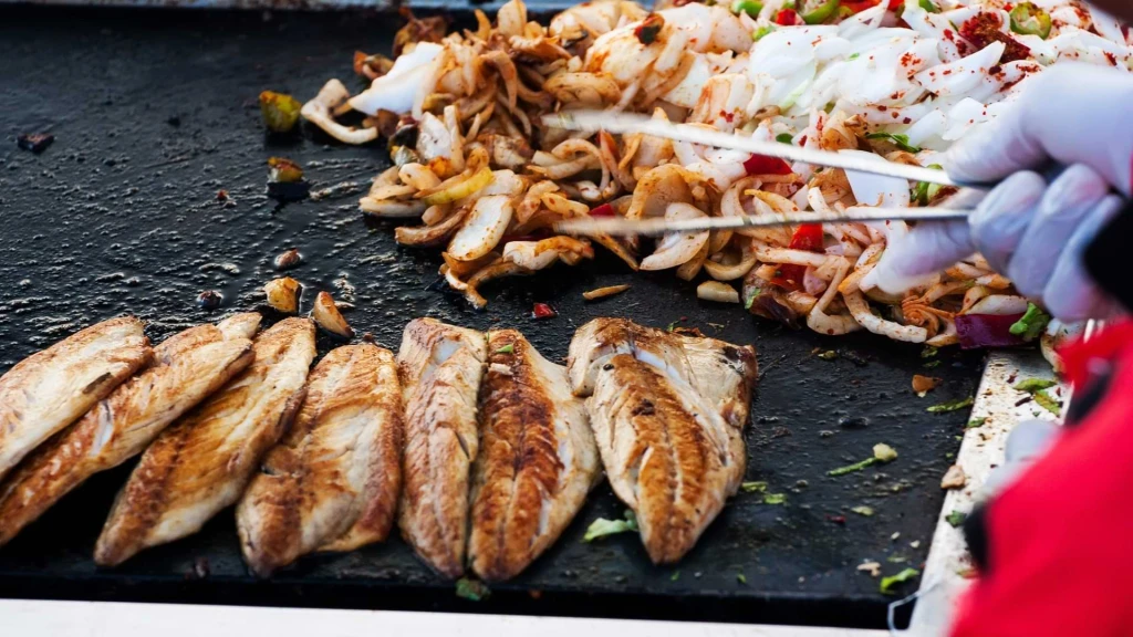 Evening Istanbul Food Tour: Best Bites of Taksim
