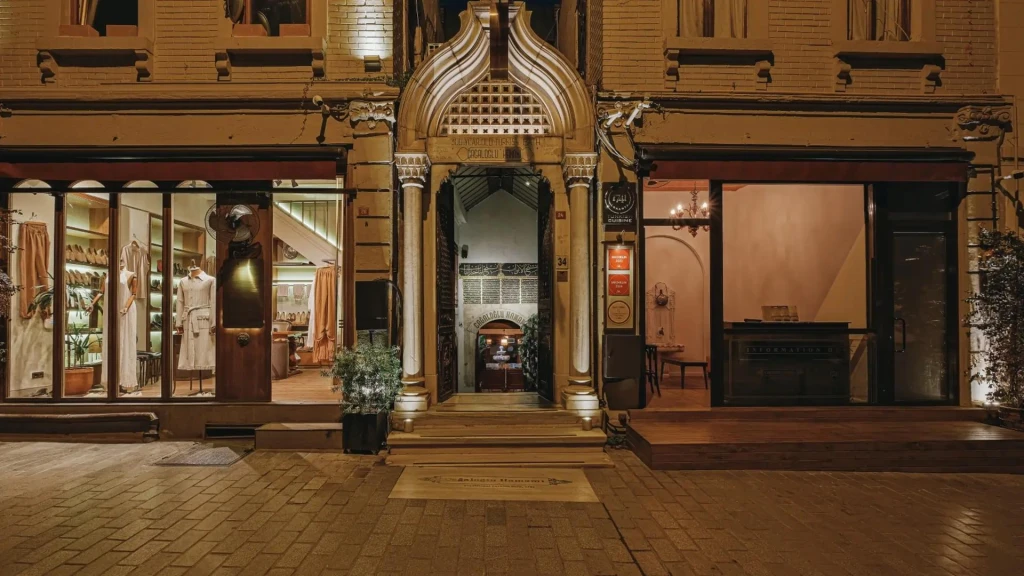 Historical Cagaloglu Hammam Experience