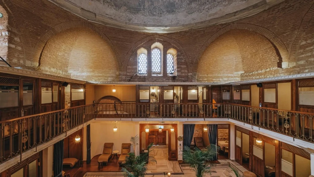 Historical Cagaloglu Hammam Experience