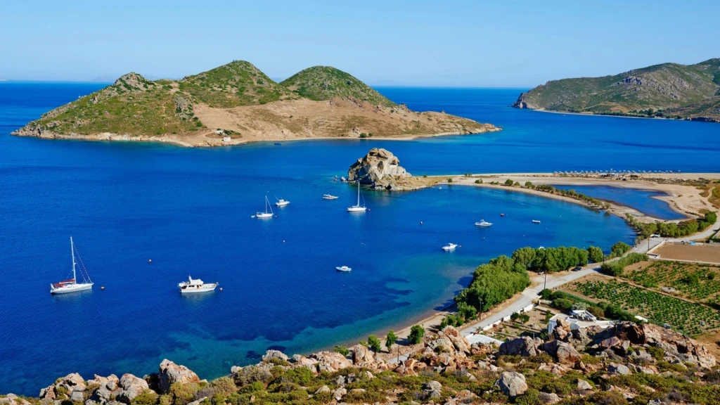Çeşme Hareketli Selectum Blu Cruises ile Yunan Adaları Turu / 3 Gece  Konaklamalı  / Çeşme Çıkışlı