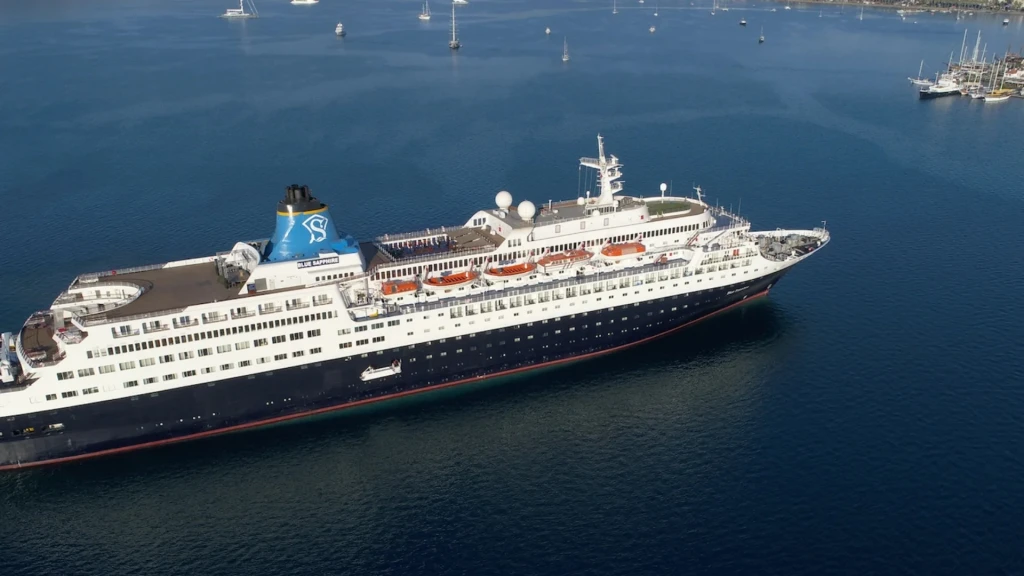 Çeşme Hareketli Selectum Blu Cruises ile Yunan Adaları Turu / 4 Gece & 5 Gün Konaklamalı / Çeşme Çıkışlı