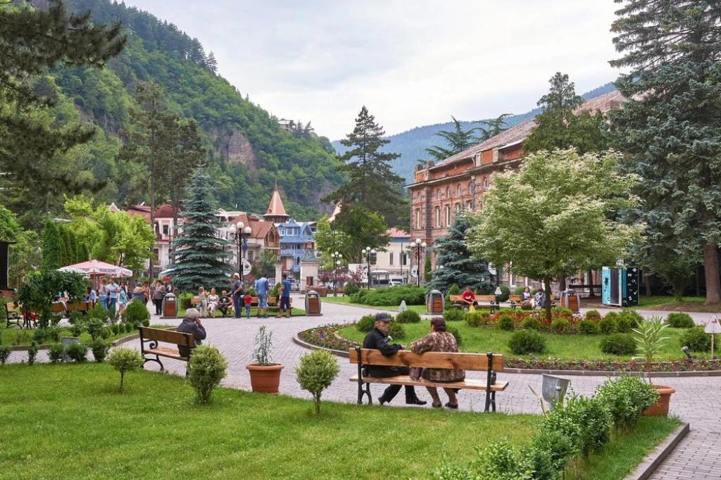 İkonik Gürcistan Turu Batum – Kutaisi – Gori - Tiflis – Borjomi – Kars - Erzurum |4 Gece Otel Konaklamalı Uçaklı İstanbul Çıkışlı ( Trabzon Başlar ) 29 Ekim Özel