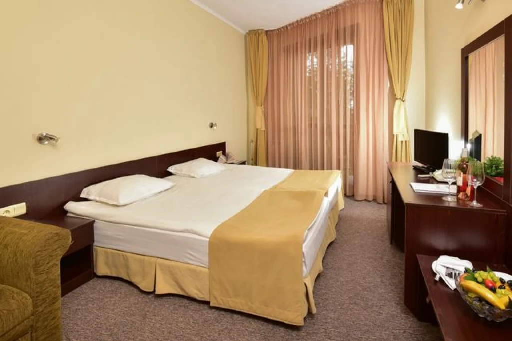 SÖMESTR'A ÖZEL PAMPOROVO TATİLİ  SHEJANKA HOTEL 3* (03-06 Şubat 2027)