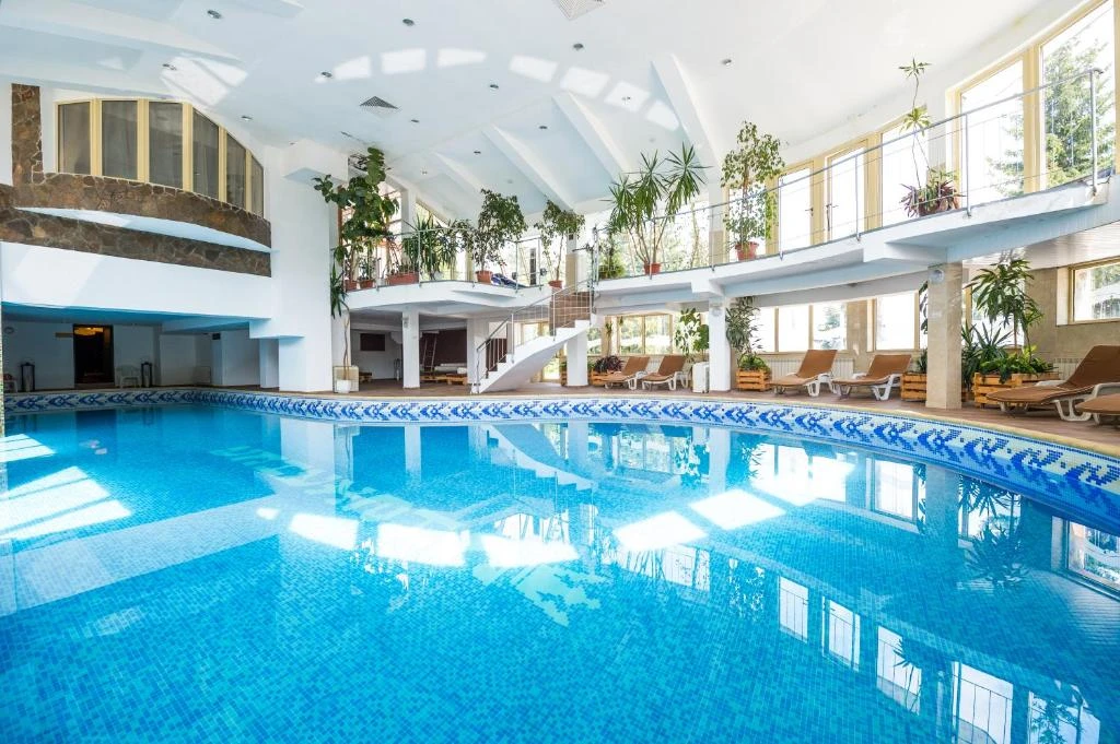 SÖMESTR'A ÖZEL PAMPOROVO TATİLİ  SHEJANKA HOTEL 3* (03-06 Şubat 2027)