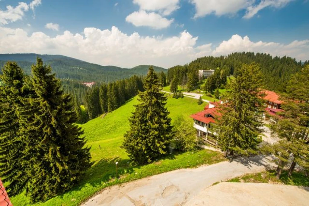 SÖMESTR'A ÖZEL PAMPOROVO TATİLİ  SHEJANKA HOTEL 3* (03-06 Şubat 2027)