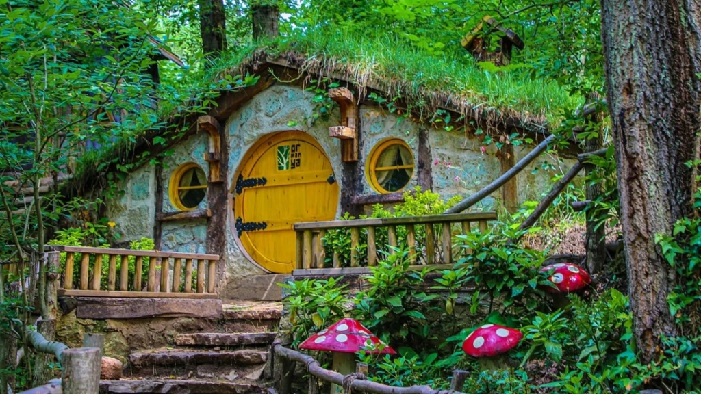 Yedigöller Sapanca Maşukiye Hobbit Evleri Ormanya Turu / 1 Gece Otel Konaklamalı / İstanbul Çıkışlı