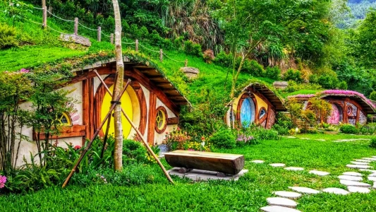 Yedigöller Sapanca Maşukiye Hobbit Evleri Ormanya Turu / 1 Gece Otel Konaklamalı / İstanbul Çıkışlı
