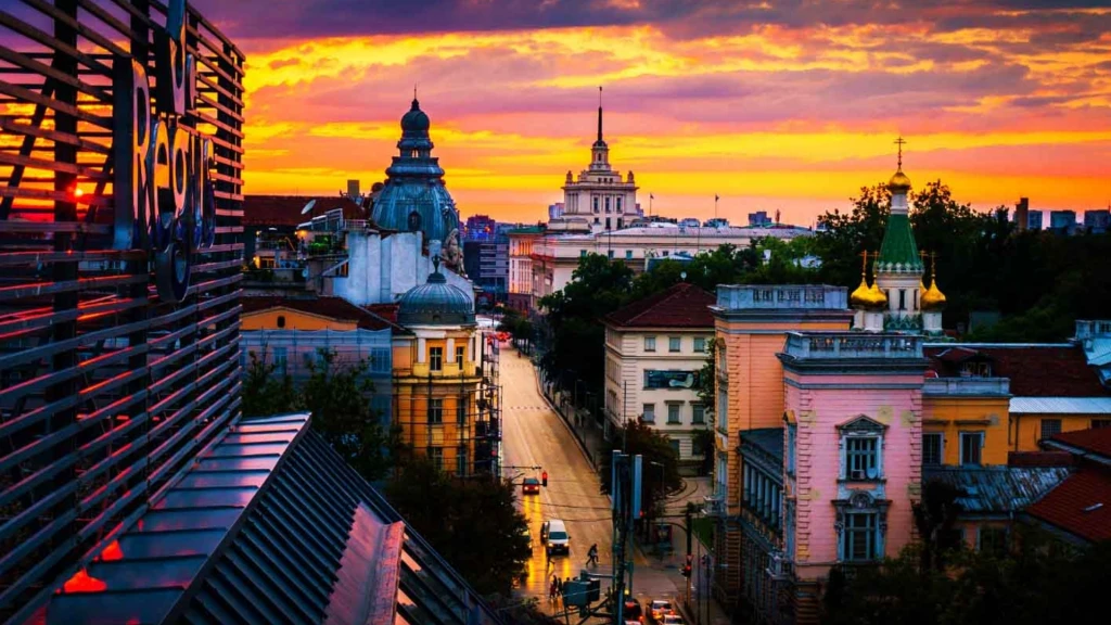 Sofya & Plovdiv Eğlence & Alışveriş Turu / 1 Gece  Otel Konaklamalı  / İstanbul Çıkışlı
