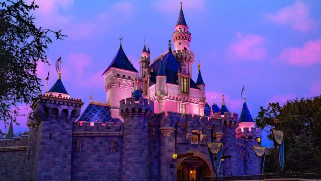 Paris & Disneyland Turu / Türk Hava Yolları ile / 4 Gece Konaklamalı (Sömestr Özel 2027) / İstanbul Çıkışlı