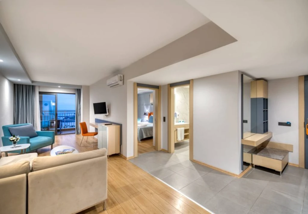Numa Bay Exclusive