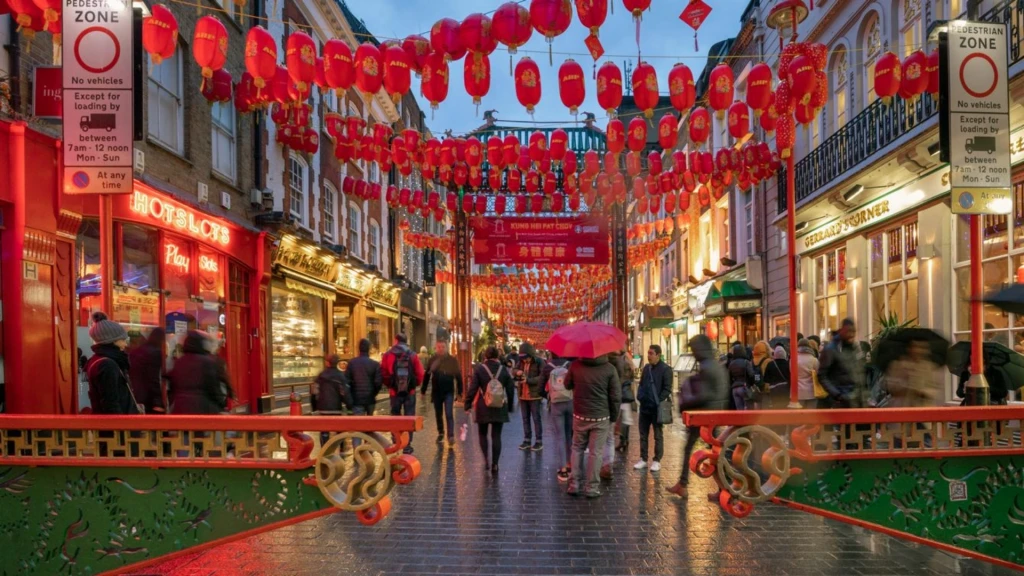 Londra Günlükleri Turu / Türk Hava Yolları ile / 4 Gece Konaklamalı (Ramazan Bayramı Özel 2027) / İstanbul Çıkışlı