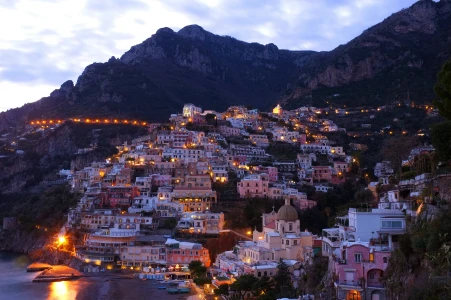 İzmir Çıkışlı Güney İtalya Amalfi & Positano & Puglia & Pompei Turu Rotası