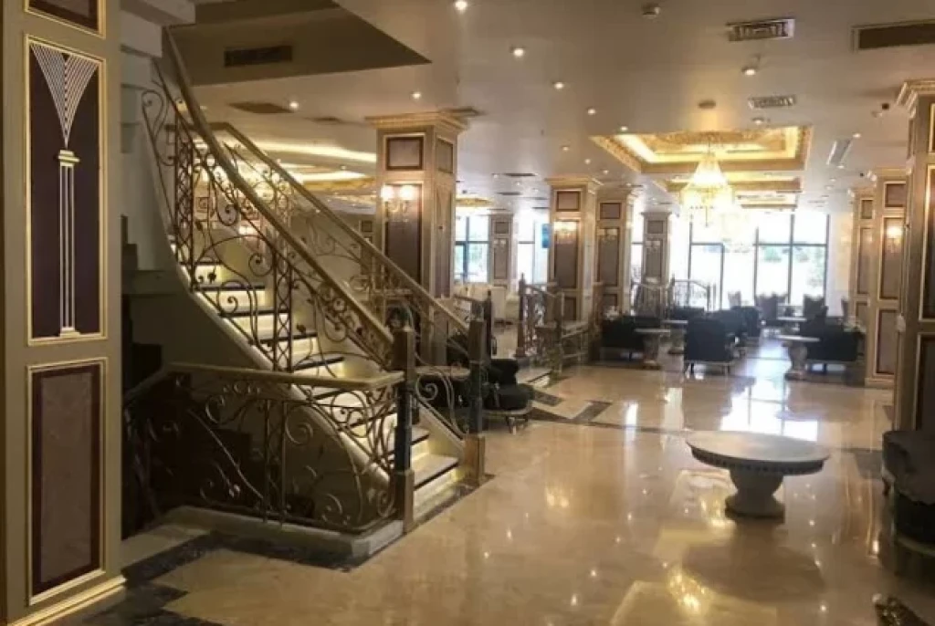 Golden Hill Hotel Downtown
