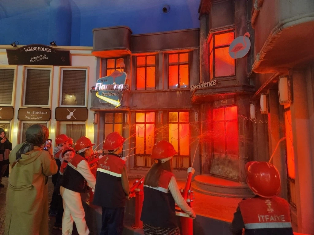 KidZania Eğlence Turu