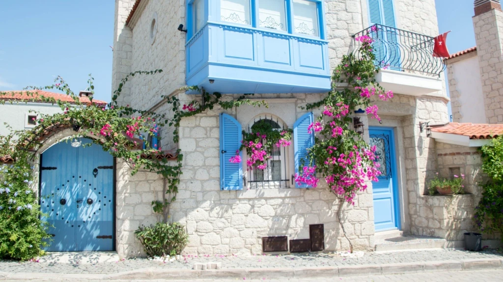29 Ekim Özel Salda Gölü, Pamukkale, Kısık Kanyonu, Kaklık Mağarası, Çeşme & Alaçatı Turu / 2 Gece Konaklamalı / İstanbul Çıkışlı