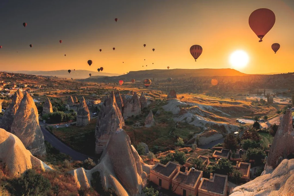 Uçaklı Kapadokya & Adana & Kayseri Turu • 29 Ekim ve Kasım Ara Tatil Özel