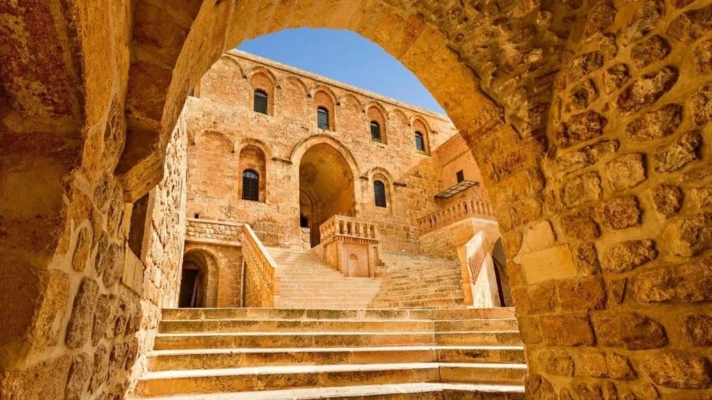 29 Ekim Özel Uçaklı İkonik Mardin Turu / 2 Gece Konaklamalı  / İstanbul Çıkışlı
