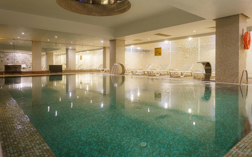 ÇEŞME ILICA KAPLICALARI 5*BOYALIK BEACH HOTEL TURU 20-25 ARALIK 2026