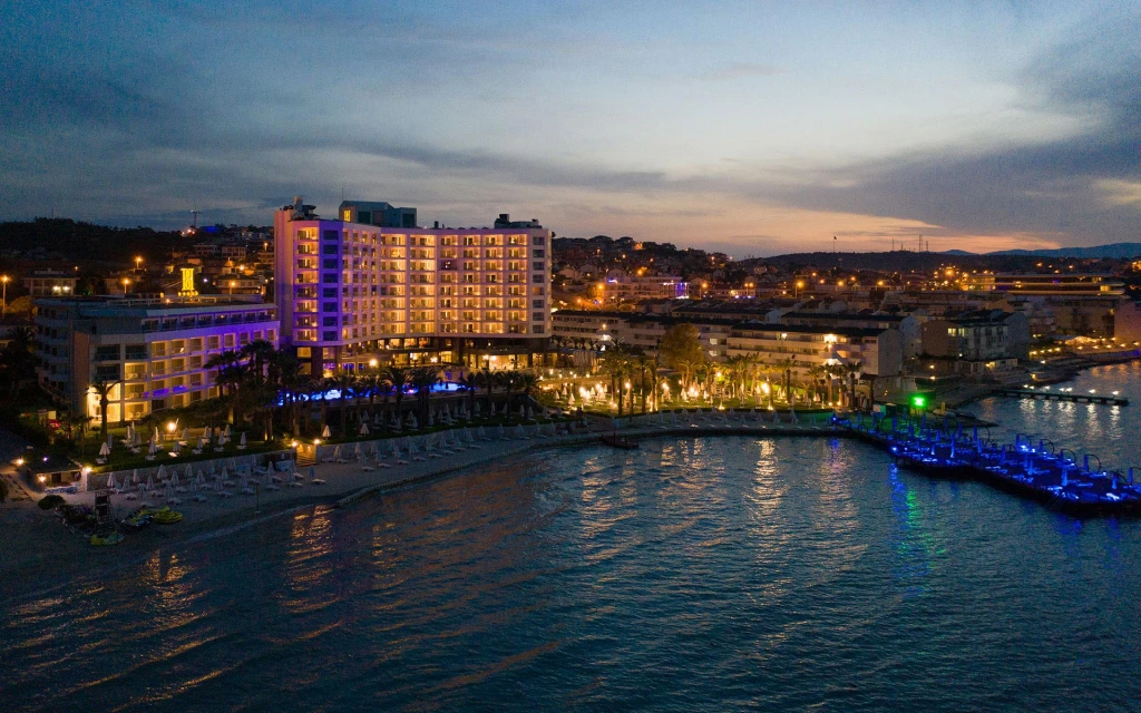 ÇEŞME ILICA KAPLICALARI 5*BOYALIK BEACH HOTEL TURU 20-25 ARALIK 2026
