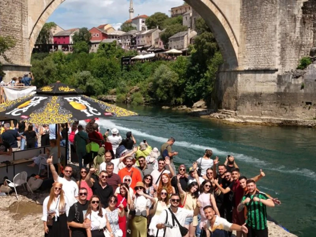Hızlı Gezginler ile Vizesiz Balkanlar (6 günde 5 Ülke - Tüm Turlar Dahil) 24 - 29 Ekim