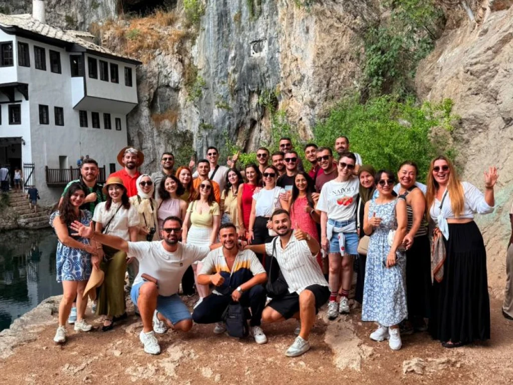 Hızlı Gezginler ile Vizesiz Balkanlar (6 günde 5 Ülke - Tüm Turlar Dahil) 24 - 29 Ekim