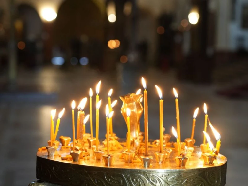 İstanbul Çıkışlı Uçaklı Gürcistan Batum ve Tiflis Noel Pazarları Turu (25-27 Aralık)