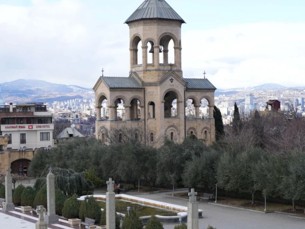 İstanbul Çıkışlı Uçaklı Gürcistan Batum ve Tiflis Noel Pazarları Turu (25-27 Aralık)