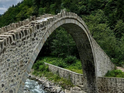 Rize Çıkışlı Ayder, Elevit Yaylası Ve Zil Kale Günübirlik Turu (Combo)