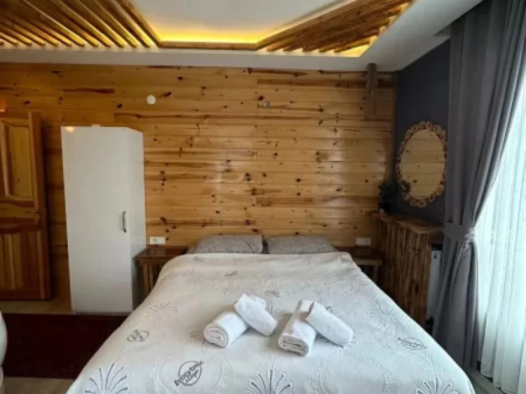 301 No – Jakuzili Suit Balayı Odası (Doğa ve Manzara Keyfi)