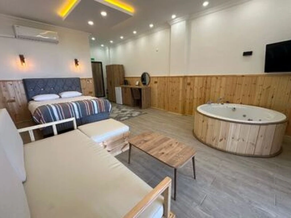 Aurora Jakuzili Bungalov & Manzaralı Suit – Rize