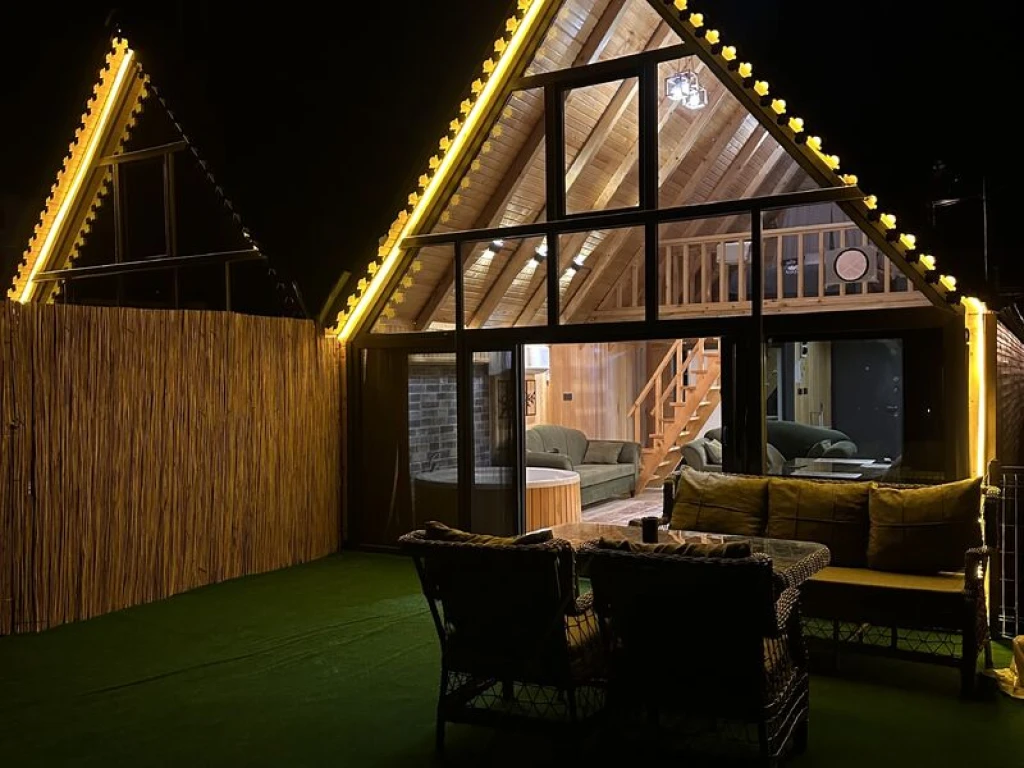 Aurora Jakuzili Bungalov & Manzaralı Suit – Rize