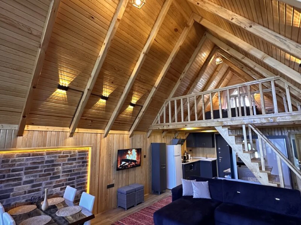 Aurora Jakuzili Bungalov & Manzaralı Suit – Rize