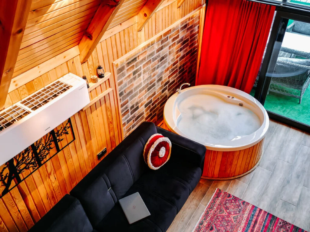 Aurora Jakuzili Bungalov & Manzaralı Suit – Rize
