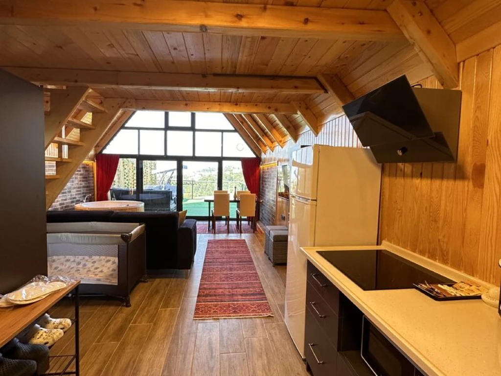 Aurora Jakuzili Bungalov & Manzaralı Suit – Rize