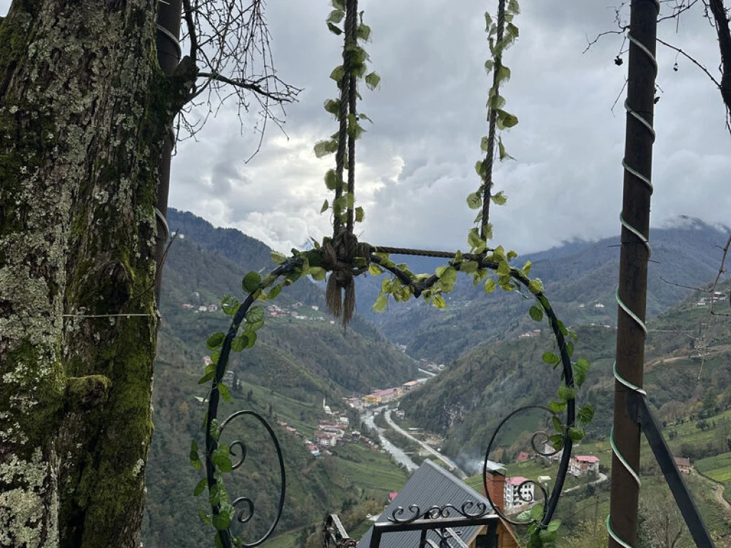 Çamlıhemşin Jakuzili ve Manzaralı Balayı Oteli