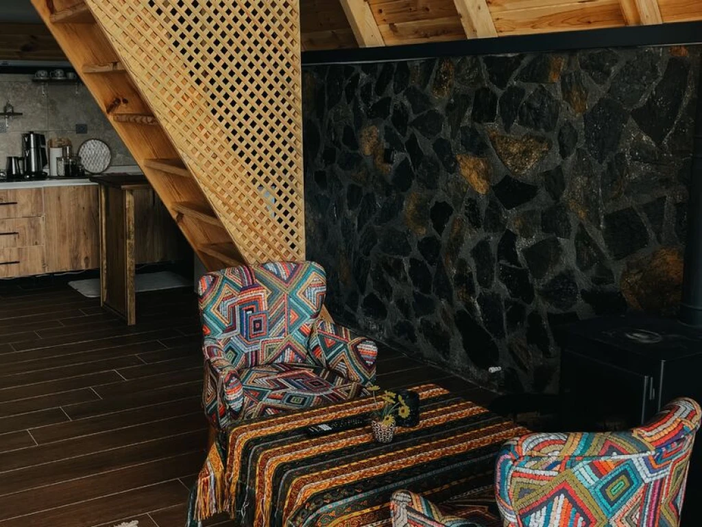 Havuzlu, Doğa ve Deniz Manzaralı Muhafazakâr Bungalov